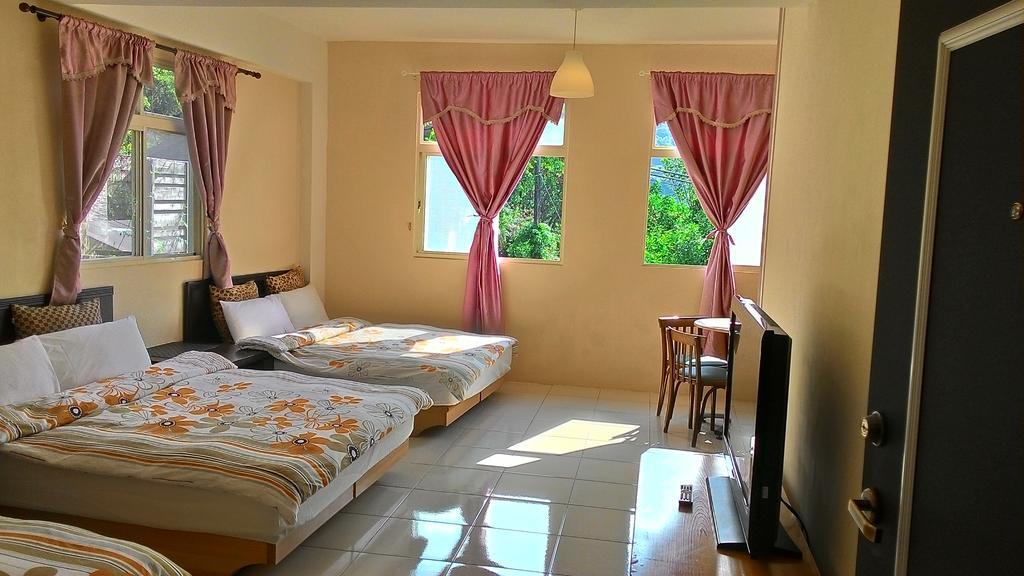 Sunday Inn جيوفين المظهر الخارجي الصورة